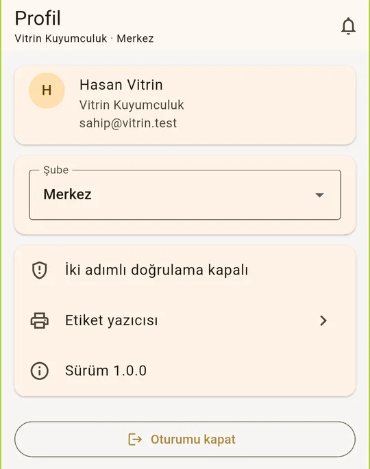 Mobil Profil sekmesi: kullanıcı, şube seçimi, iki adımlı doğrulama, etiket yazıcısı, sürüm ve Oturumu kapat